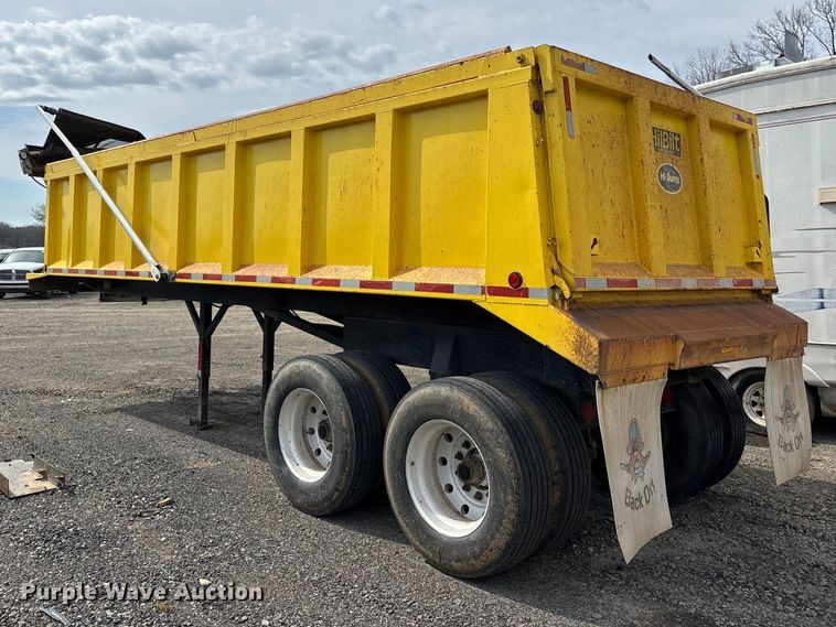 image for item YA2643 1997 Hilbilt end dump trailer