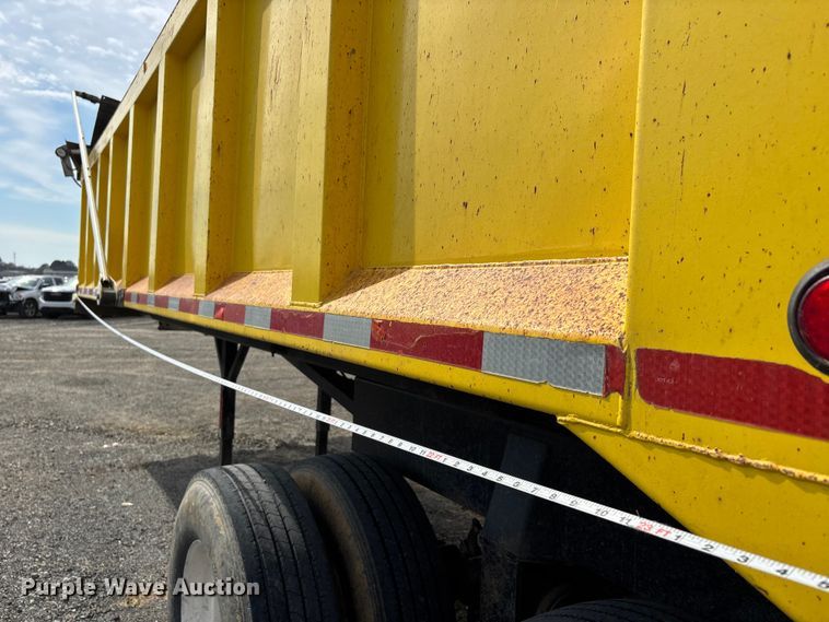 image for item YA2643 1997 Hilbilt end dump trailer