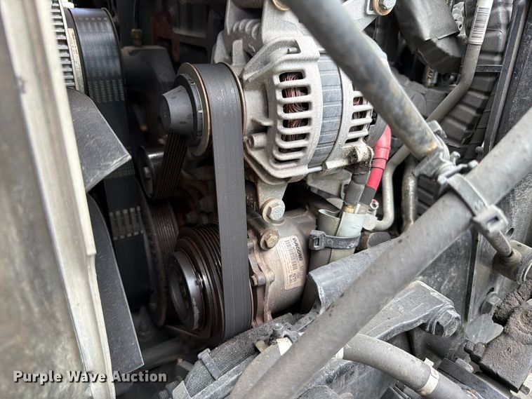 image for item YA2741 2022 Kenworth T880 semi truck
