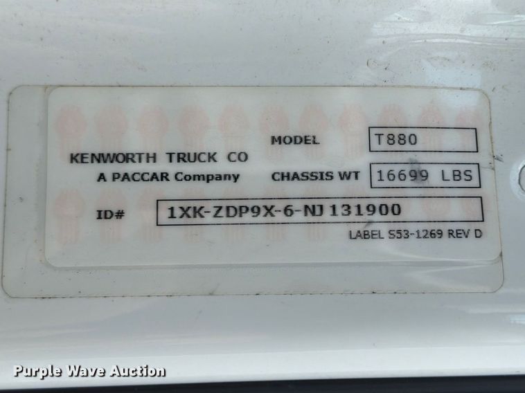 image for item YA2741 2022 Kenworth T880 semi truck