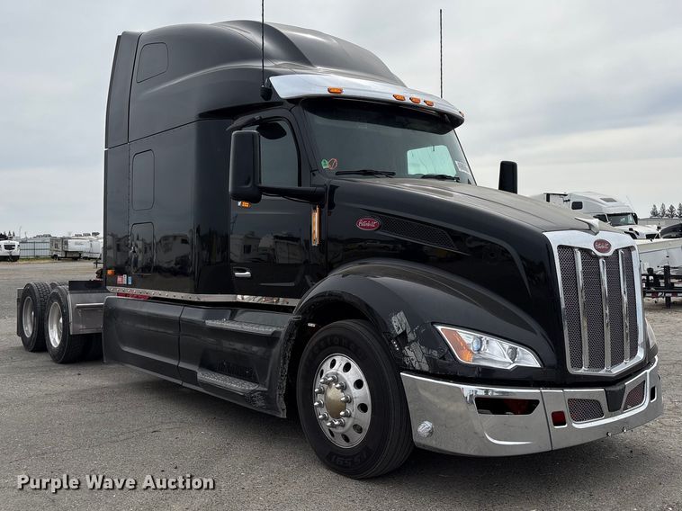 image for item YA2804 2023 Peterbilt 579 semi truck