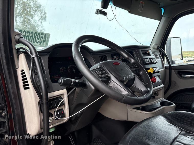 image for item YA2804 2023 Peterbilt 579 semi truck