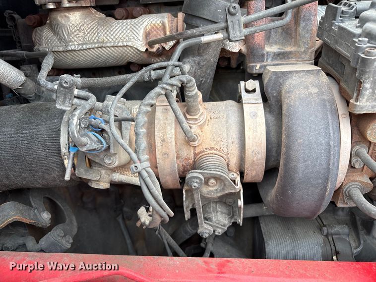 image for item YA2804 2023 Peterbilt 579 semi truck