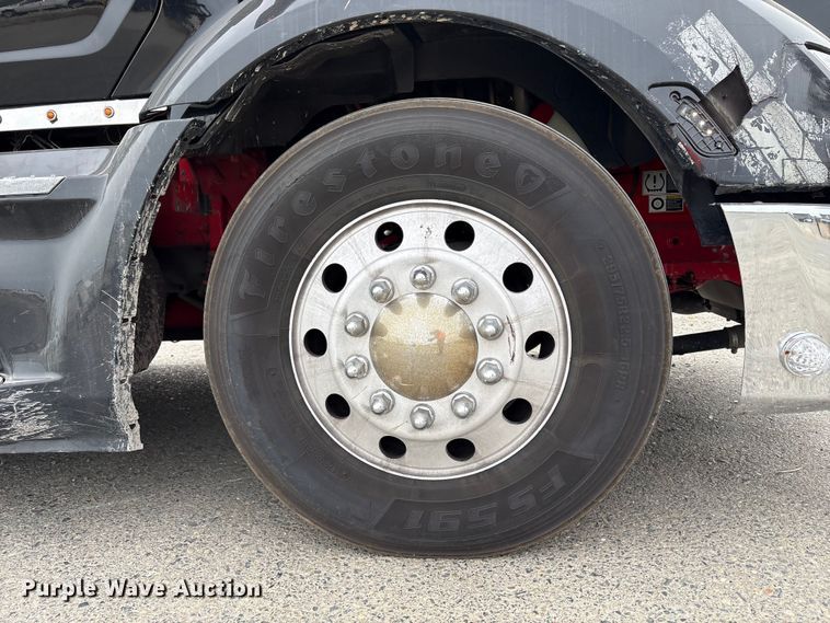 image for item YA2804 2023 Peterbilt 579 semi truck