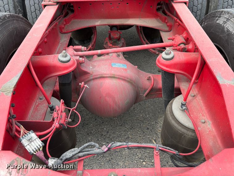 image for item YA2804 2023 Peterbilt 579 semi truck
