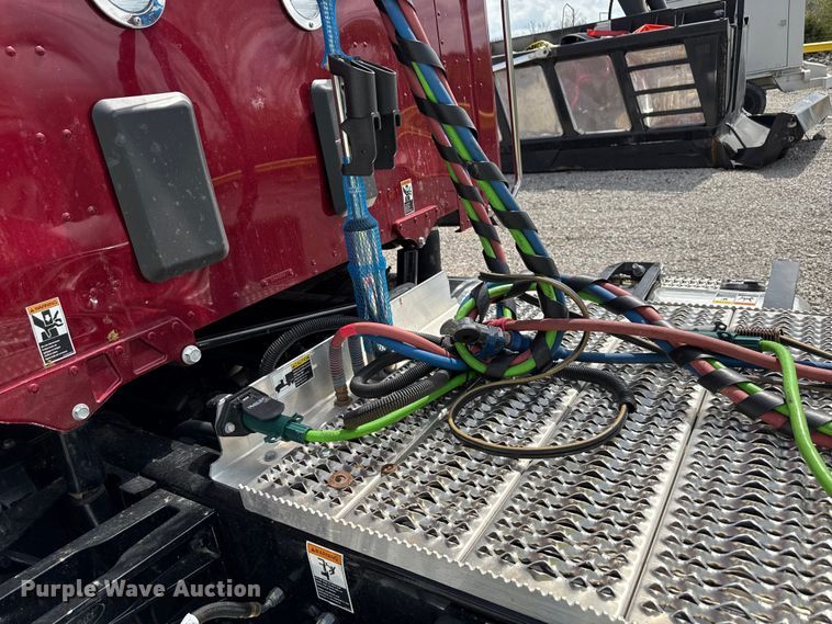 image for item YA2980 2026 Peterbilt 589 semi truck