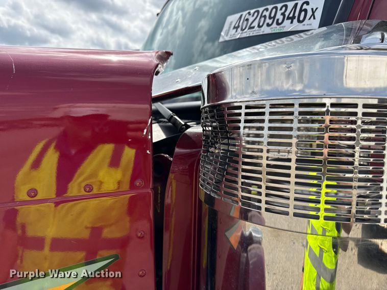 image for item YA2980 2026 Peterbilt 589 semi truck