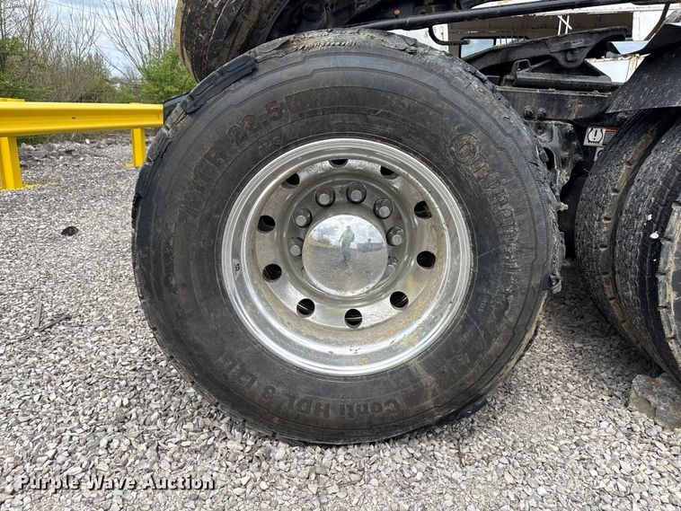 image for item YA2980 2026 Peterbilt 589 semi truck