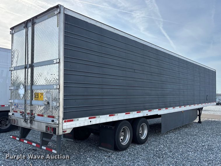 image for item YA2999 2013 Utility VS2RA refrigerated van trailer