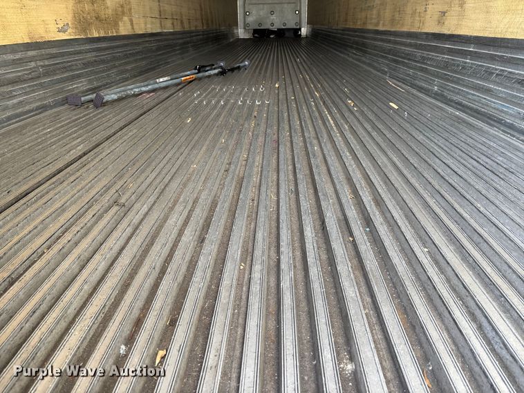 image for item YA2999 2013 Utility VS2RA refrigerated van trailer
