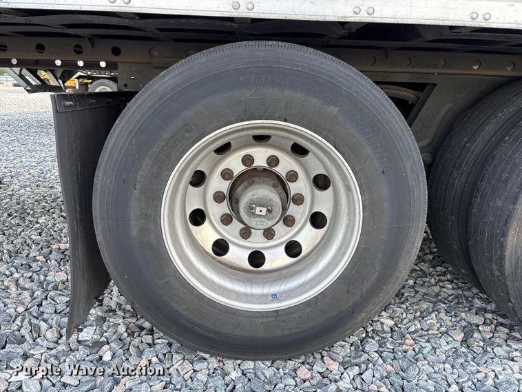 image for item YA2999 2013 Utility VS2RA refrigerated van trailer