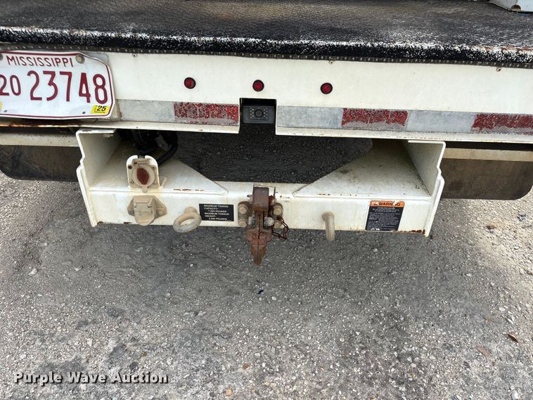 image for item YA3054 2013 Ford F450 Super Duty bucket truck