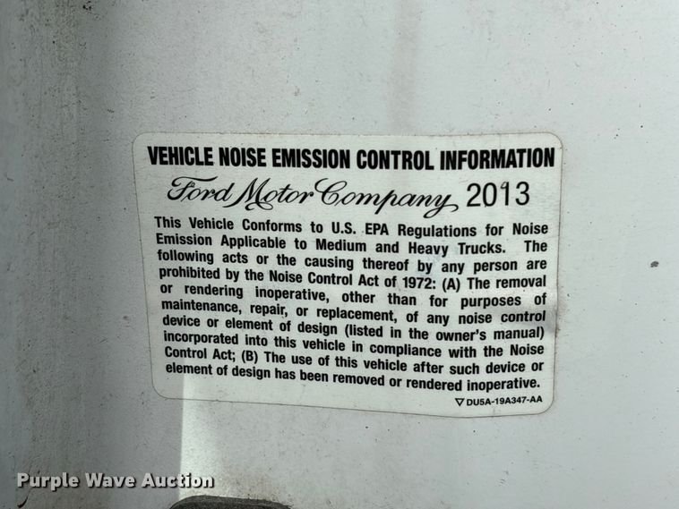 image for item YA3054 2013 Ford F450 Super Duty bucket truck