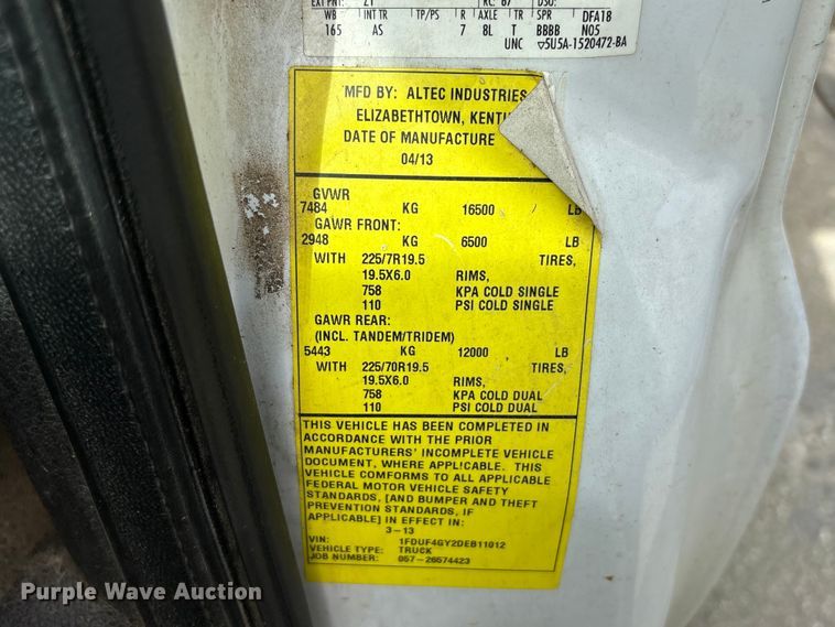 image for item YA3054 2013 Ford F450 Super Duty bucket truck