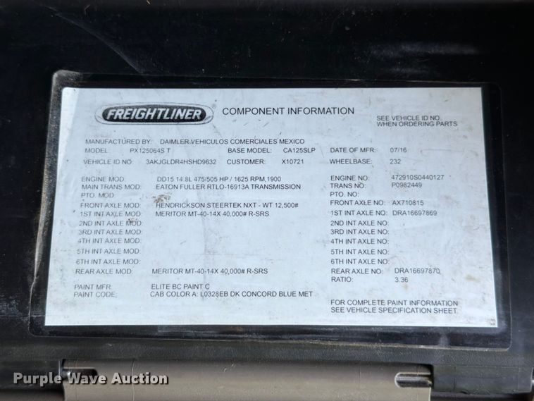 image for item YA3091 2017 Freightliner Cascadia semi truck
