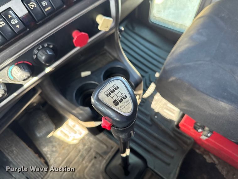 image for item YA3195 2014 Kenworth T660 semi truck