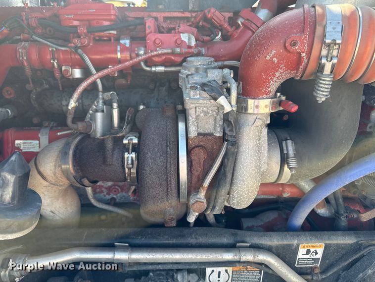 image for item YA3195 2014 Kenworth T660 semi truck