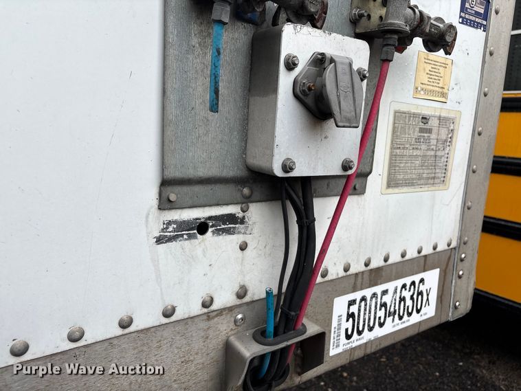 image for item YA3270 2019 Wabash DVLSHPC dry van trailer