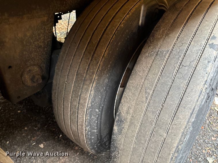 image for item YA3270 2019 Wabash DVLSHPC dry van trailer