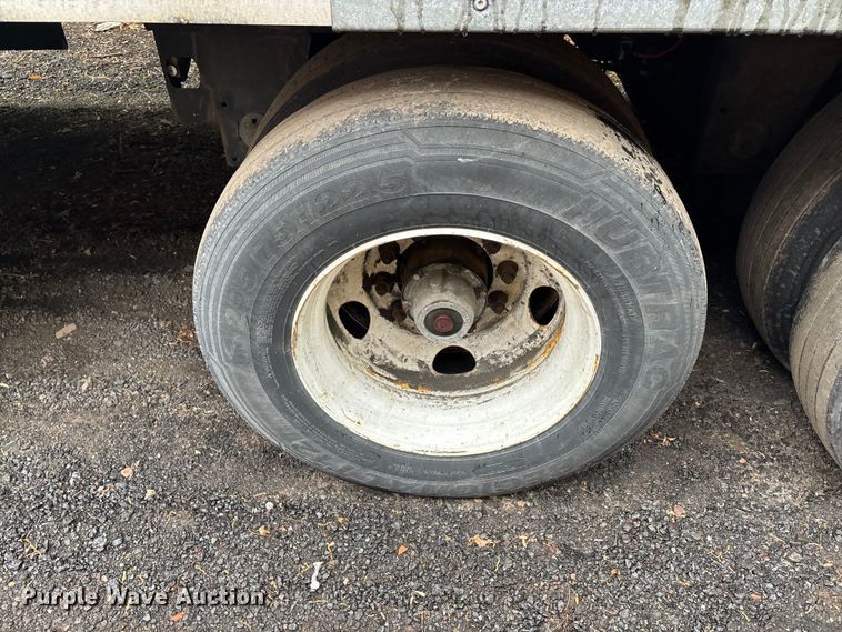 image for item YA3270 2019 Wabash DVLSHPC dry van trailer