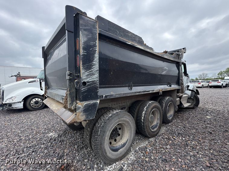 image for item YA3328 2026 Kenworth T880 dump truck