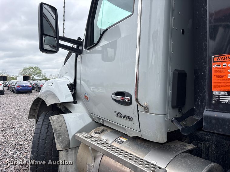 image for item YA3328 2026 Kenworth T880 dump truck