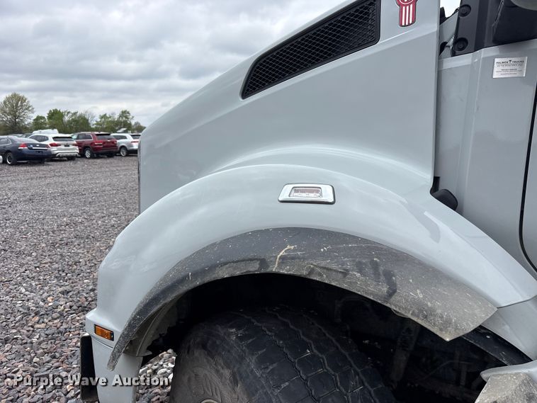image for item YA3328 2026 Kenworth T880 dump truck