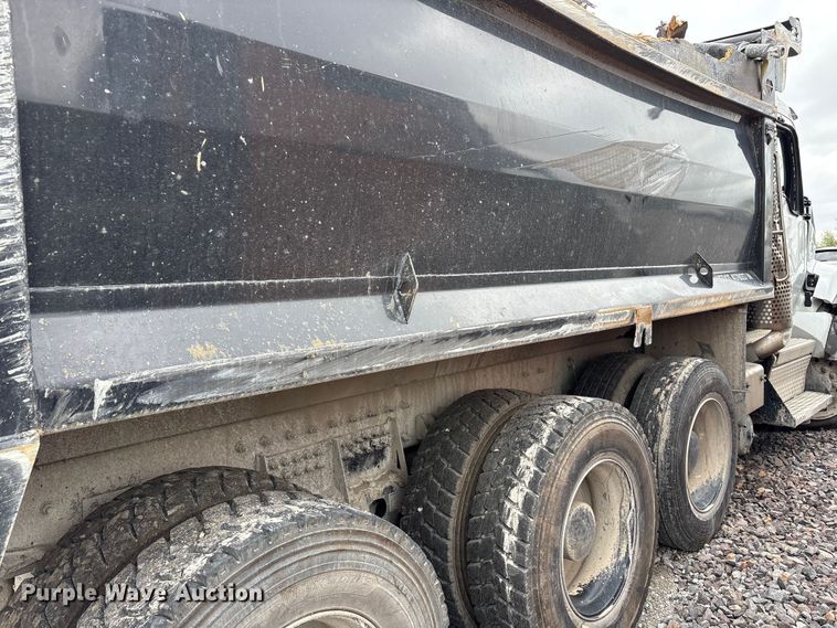image for item YA3328 2026 Kenworth T880 dump truck
