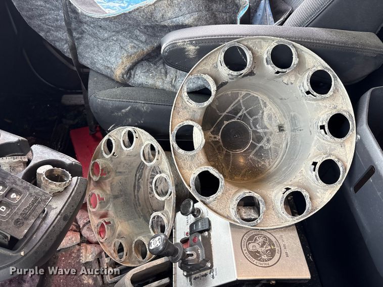 image for item YA3328 2026 Kenworth T880 dump truck