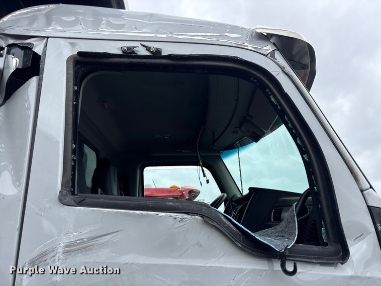 image for item YA3328 2026 Kenworth T880 dump truck