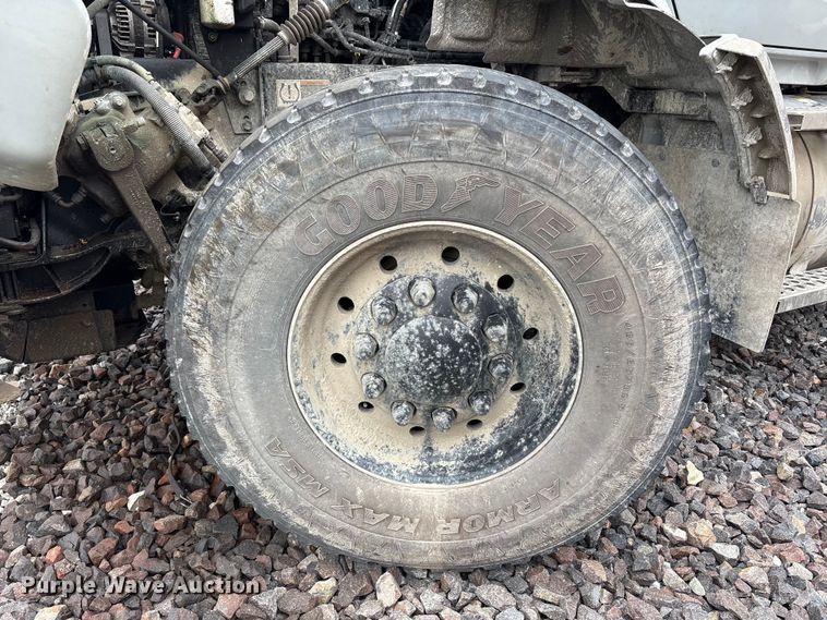 image for item YA3328 2026 Kenworth T880 dump truck