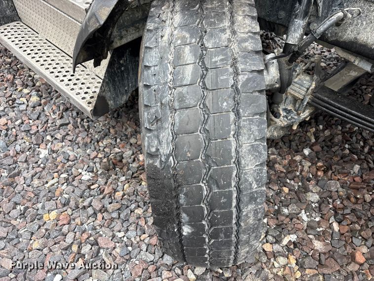 image for item YA3328 2026 Kenworth T880 dump truck
