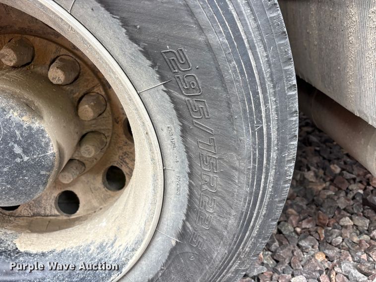 image for item YA3328 2026 Kenworth T880 dump truck