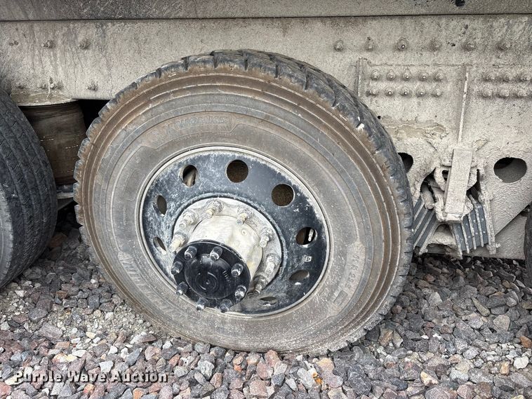 image for item YA3328 2026 Kenworth T880 dump truck
