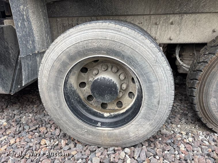 image for item YA3328 2026 Kenworth T880 dump truck