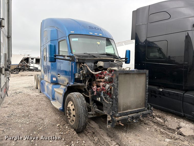 image for item YA3423 2018 Kenworth T680 semi truck