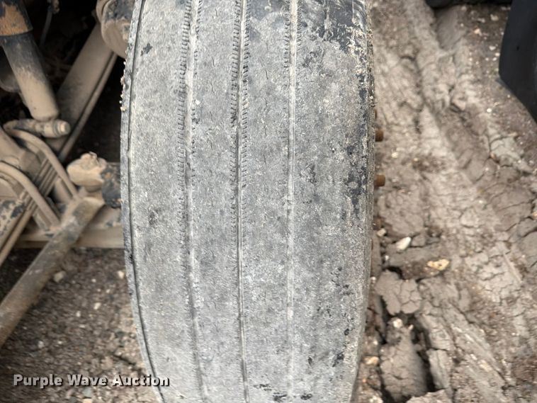 image for item YA3423 2018 Kenworth T680 semi truck