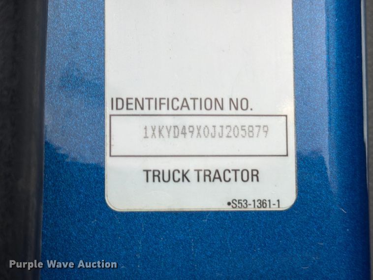 image for item YA3423 2018 Kenworth T680 semi truck