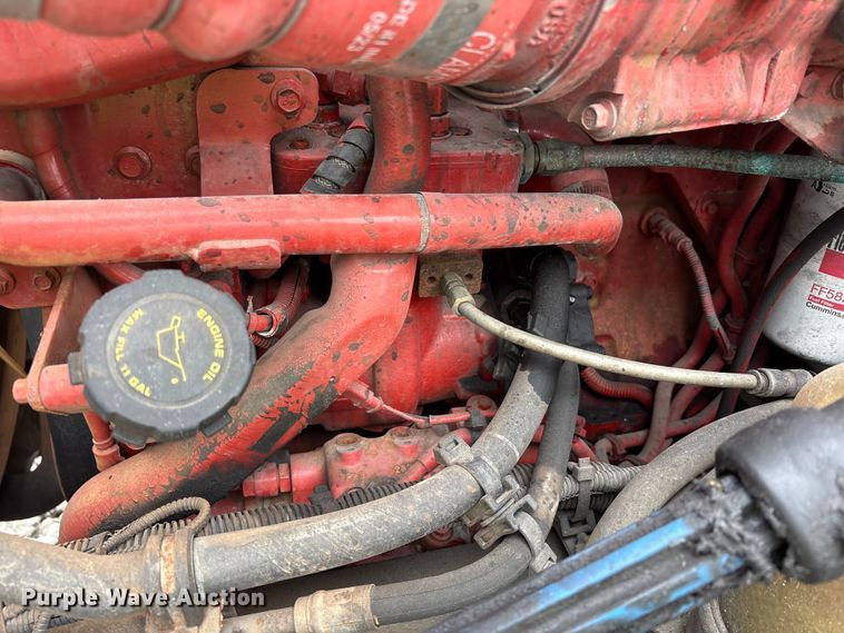 image for item YA6151 2018 International LT625 semi truck