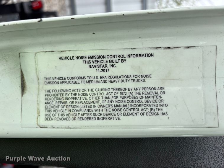 image for item YA6151 2018 International LT625 semi truck