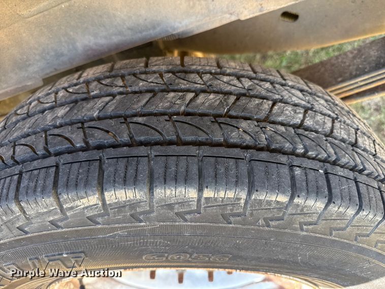 image for item DH1970 2006 Ford E350 Super Duty van
