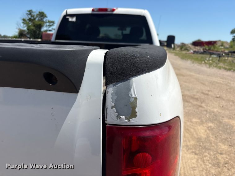 image for item DO1024 2011 Chevrolet Silverado 2500HD 