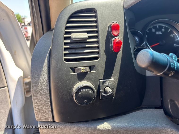 image for item DO1024 2011 Chevrolet Silverado 2500HD 