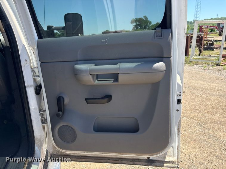 image for item DO1024 2011 Chevrolet Silverado 2500HD 