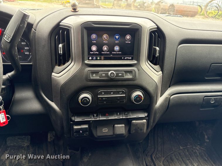 image for item DO5228 2020 Chevrolet Silverado 3500HD Crew Cab utility bed pickup truck