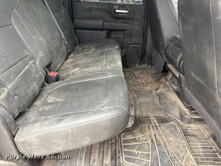 image for item DO5228 2020 Chevrolet Silverado 3500HD Crew Cab utility bed pickup truck