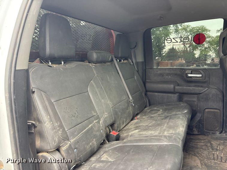 image for item DO5228 2020 Chevrolet Silverado 3500HD Crew Cab utility bed pickup truck