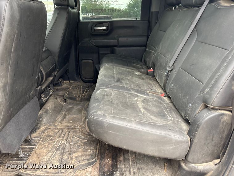 image for item DO5228 2020 Chevrolet Silverado 3500HD Crew Cab utility bed pickup truck