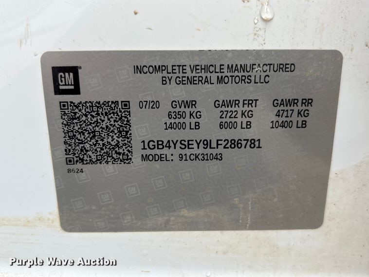 image for item DO5228 2020 Chevrolet Silverado 3500HD Crew Cab utility bed pickup truck