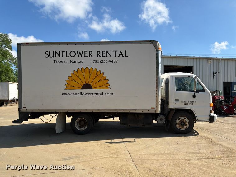 image for item DQ7764 1991 Isuzu NPR box truck
